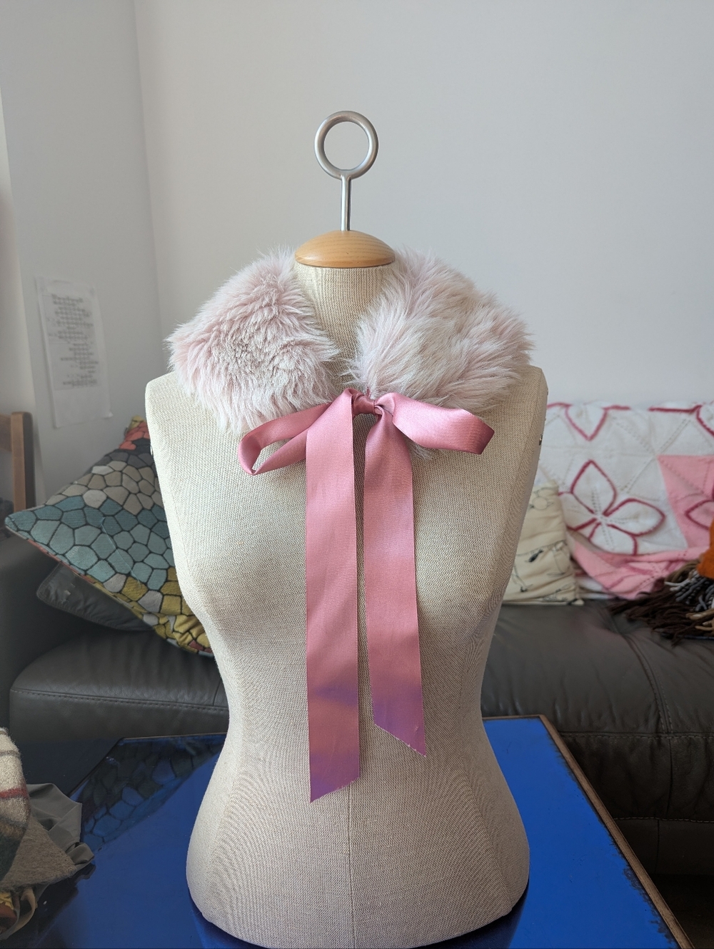 Italian Pink Faux-Fur Collar With Satin Bow